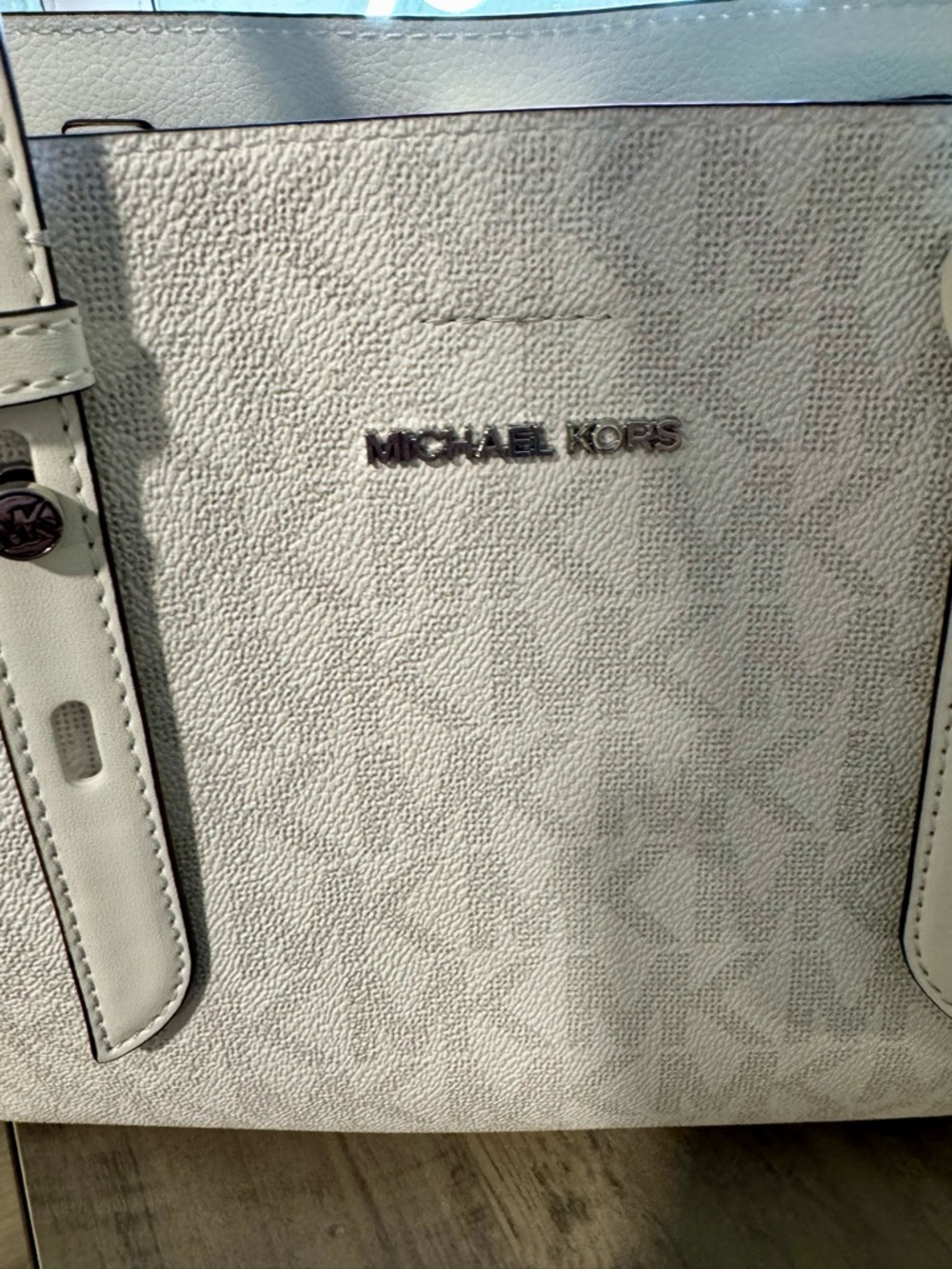 Michael Kors White Signature Logo Tote with Silver Charm - Picture 2 of 10